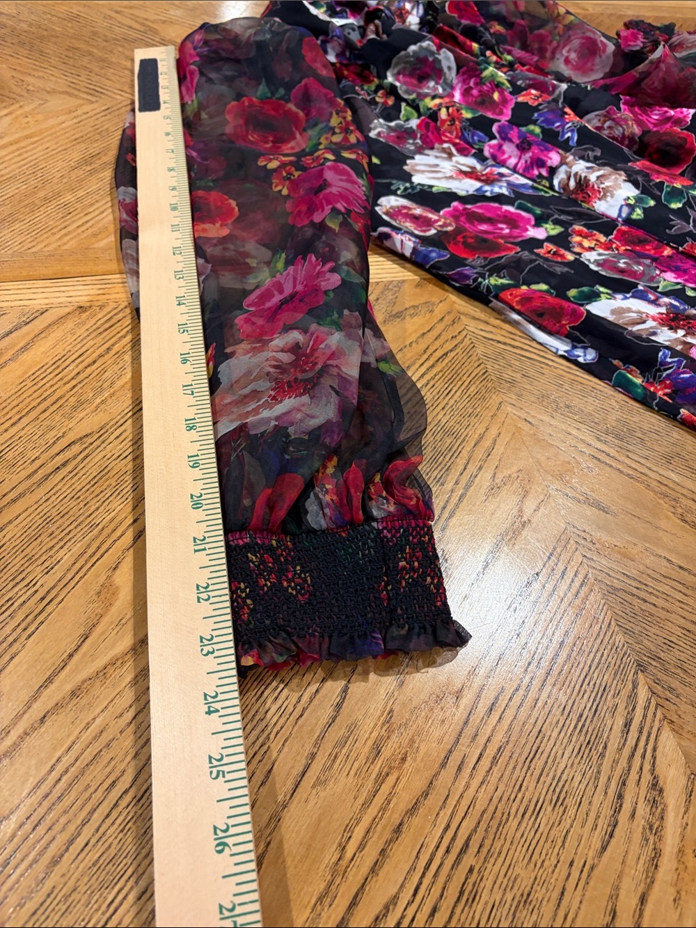 Alice + Olivia Brentley Floral Tie-Neck Silk Blend Blouse  Size Large Whimsigoth - Picture 14 of 16